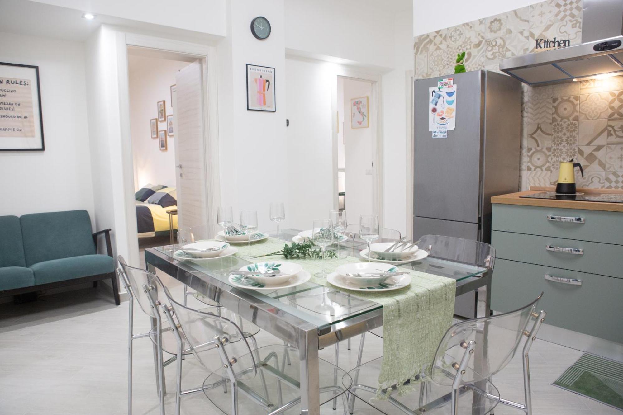 Sunny's - 8min From Colosseum Apartment